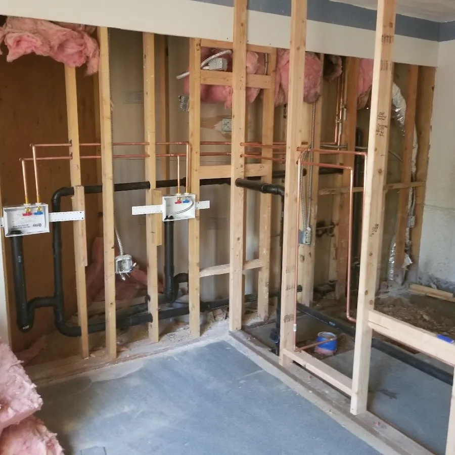 Copper pipe rough-in and plumbing installation in Fort Campbell North
